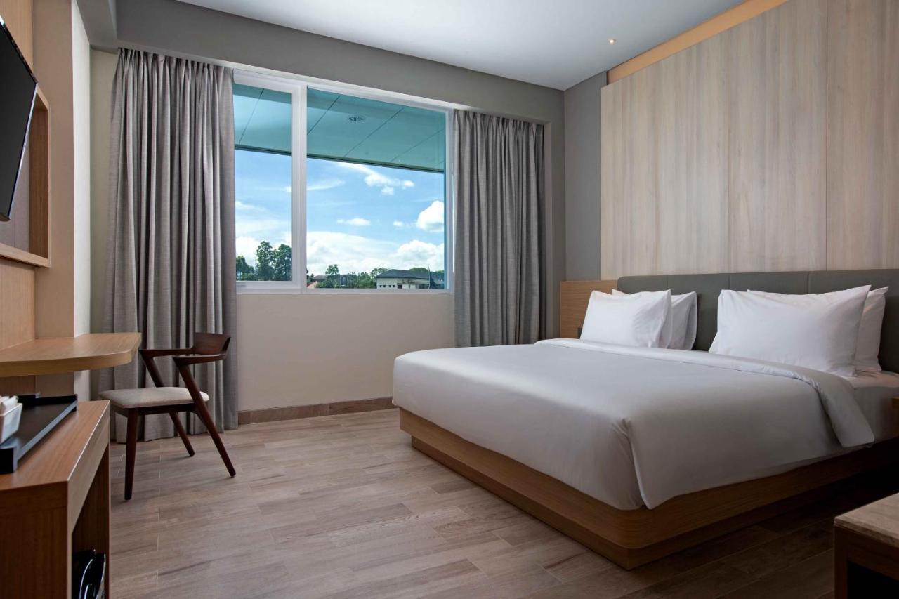 Hotel Santika บูกิตติงกี ภายนอก รูปภาพ